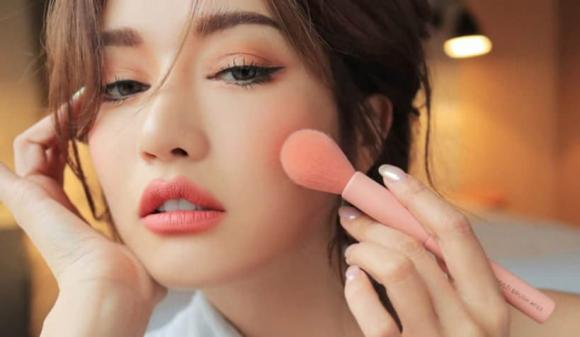 phụ nữ tinh tế, phụ nữ đẹp, con gái đẹp