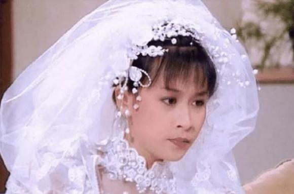 Quan Chi Lâm, Lâm Thanh Hà, mỹ nhân Hông Kông diện váy cưới