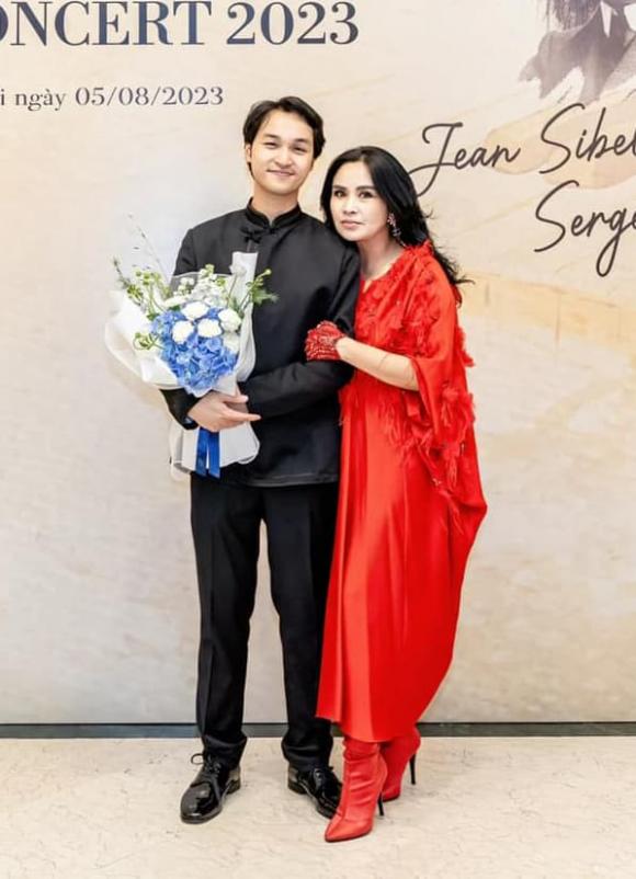 Diva thanh lam,con trai thanh lam,sao việt