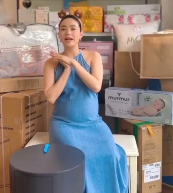 ca sĩ Minh Hằng, diễn viên Minh Hằng, sao Việt