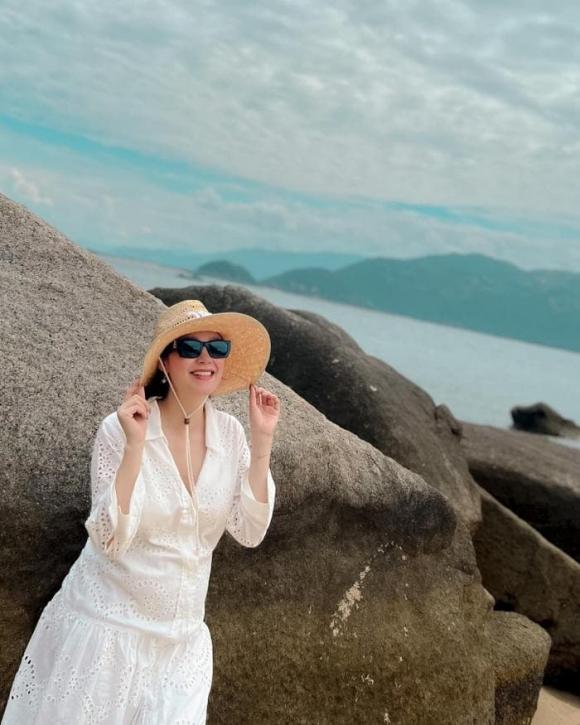 ca sĩ Minh Hằng, sao Việt