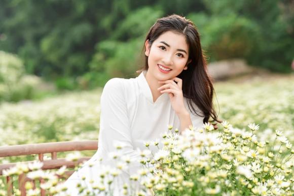 Làng trong phố,diễn viên linh chi,phim việt