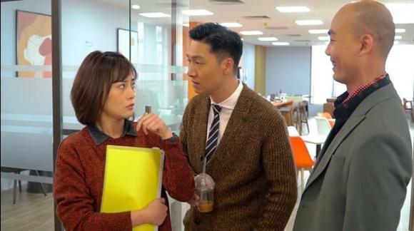 Hương vị tình thân, diễn viên Sơn Tùng, Làng trong phố