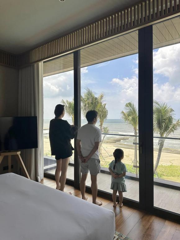 doanh nhân cường đô la,nữ ca sĩ đàm thu trang,sao Việt