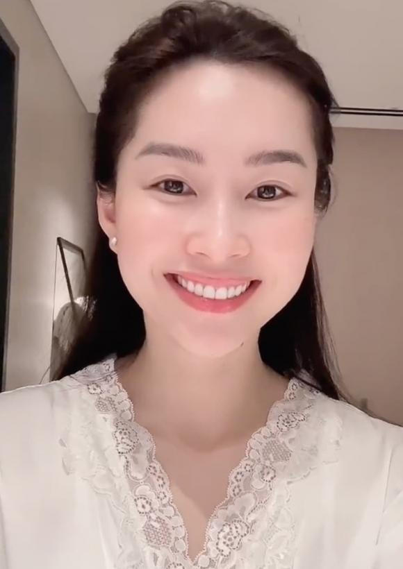 hoa hậu Đặng Thu Thảo, sao Việt
