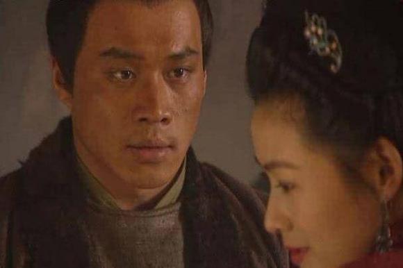 Phan Kim Liên, Vương Tư Ý, sao hoa ngữ