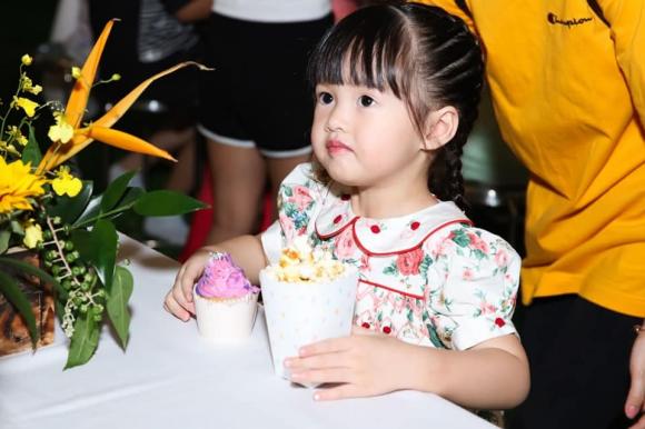 hoa hậu Đặng Thu Thảo, con gái hoa hậu Đặng Thu Thảo, sao Việt