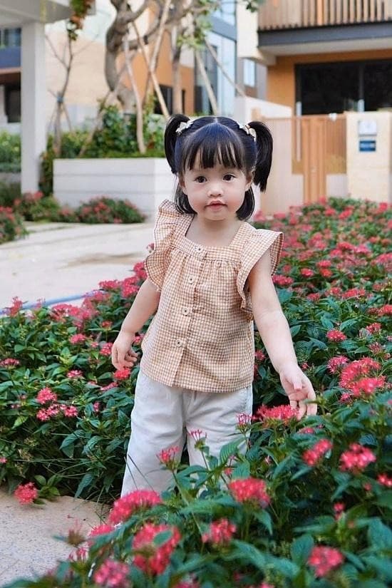 hoa hậu Đặng Thu Thảo, con gái hoa hậu Đặng Thu Thảo, sao Việt
