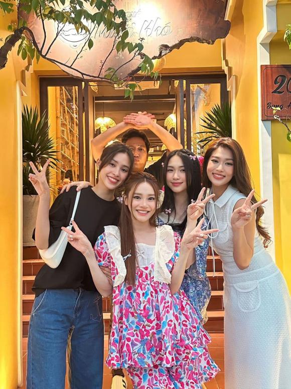 diễn viên Nhã Phương, sao Việt