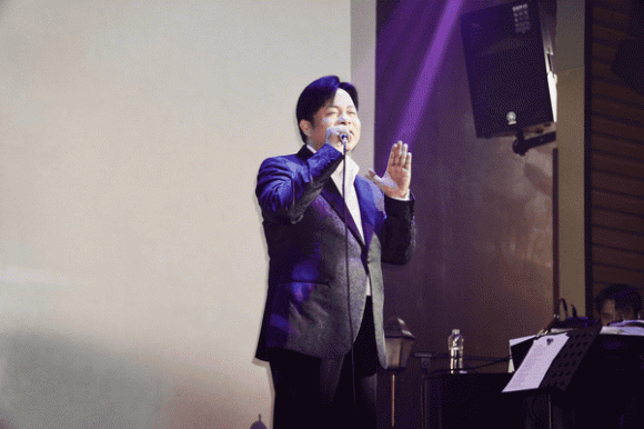 phong-kham-Vanity-dia-chi-giam-can-uy-tin (1).png 0 Quang Lê được NSND Hồng Vân, Phòng khám Thẩm mỹ Nội khoa Vanity