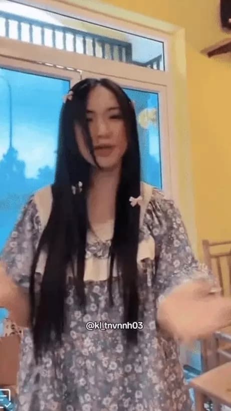 ca sĩ Hòa Minzy, sao Việt