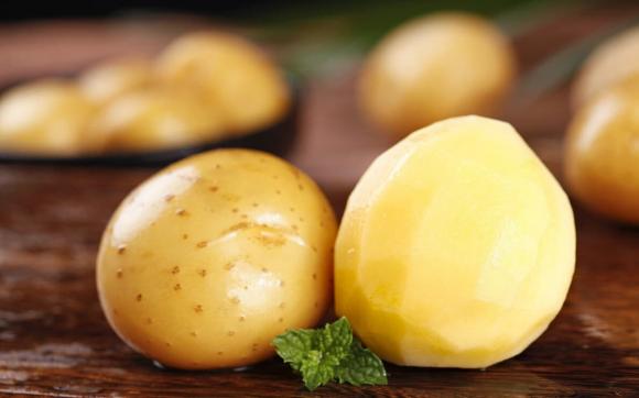 View - Khi mua khoai tây, làm thế nào để phân biệt giữa 'khoai tây bột' và 'khoai tây giòn'? Hương vị rất khác, đừng chọn nhầm!