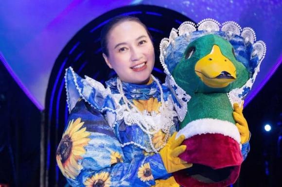 Ca sĩ mặt nạ, sao Việt, Khánh Linh