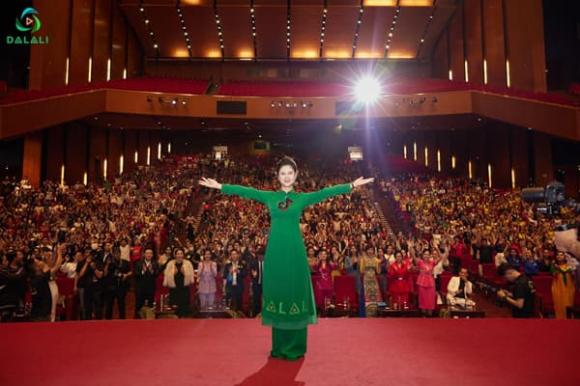 Vi Ngọc Lan, khoá học tiktok, đào tạo tiktok, cô giáo tiktok, kinh doanh tiktok, đổi đời, phụ nữ, thành công