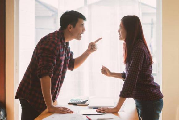 chồng keo kiệt, chồng tính toán, giới trẻ 