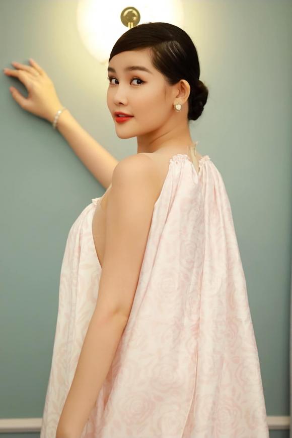 hoa hậu Ngân Anh, sao Việt