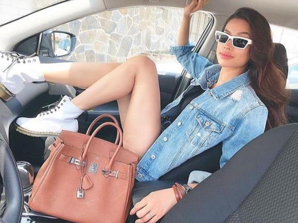 hoa hậu Phạm Hương, Hoa hậu Hoàn vũ Việt Nam 2015, sao Việt
