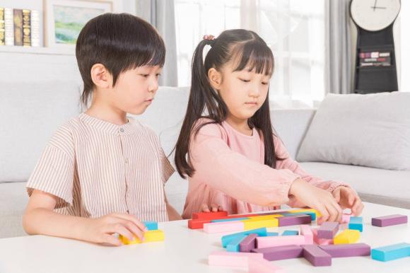 chăm sóc trẻ nhỏ, lưu ý khi chăm sóc trẻ, chăm sóc trẻ đúng cách