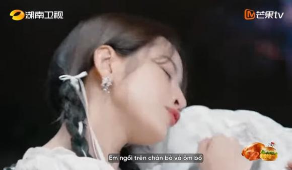 Chi Pu, ca sĩ Chi Pu, sao Việt 