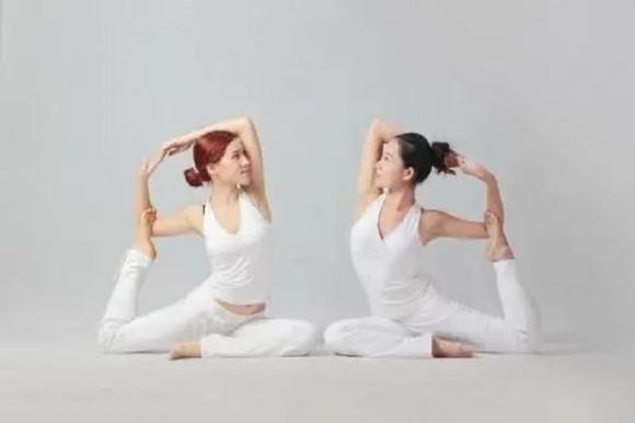 phụ nữ, sức khỏe phụ nữ, són tiểu, rò rỉ nước tiểu, tiểu không tự chủ