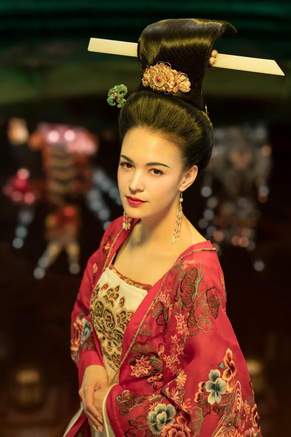 Trương Dung Dung, Dương Mịch, Lưu Diệc Phi, Ân Đào