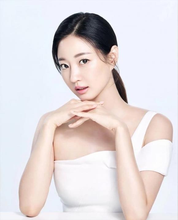 Kim Sa Rang, Nàng hậu có thân hình đẹp nhất showbiz hơn 20 năm không già, sao Hàn