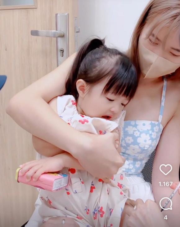 đông nhi, sao việt, con gái đông nhi 