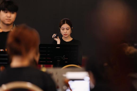 Ca sĩ hoàng thùy linh, sao Việt