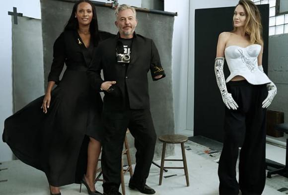 Angelina Jolie,  Pax Thiên, Zahara, sao Hollywood
