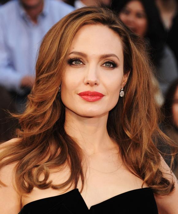 Angelina Jolie, Hollywood star, world beauty