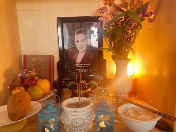 ca sĩ Phi Nhung, ca sĩ Trizzie Phương Trinh, em trai Phi Nhung, sao Việt