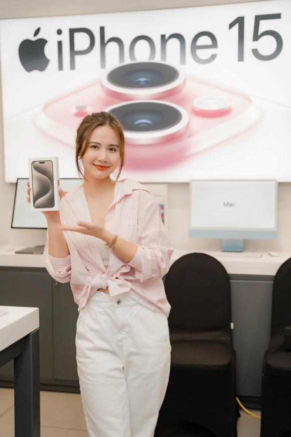 iPhone 15, sao việt sở hữu iPhone 15, giá bán iPhone 15, công nghệ 