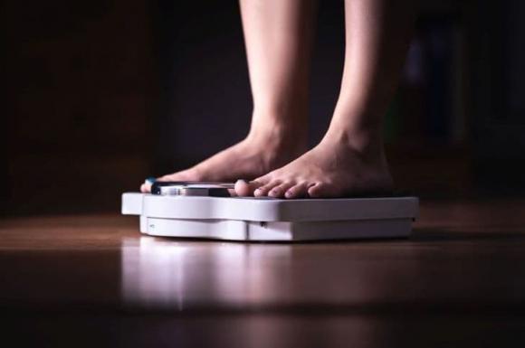 kiểm tra cân nặng, cách kiểm tra cân nặng, sức khỏe 