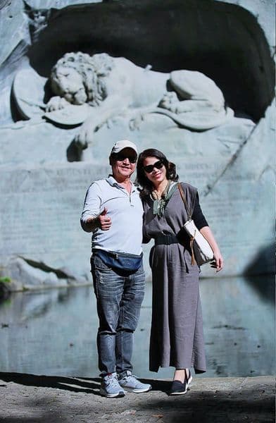 View - Sao Việt 4/10: Lâm Khánh Chi đăng ảnh hậu 'dao kéo'; Chí Trung và bạn gái chụp ảnh ở địa điểm quay phim lãng mạn giữa Hyun Bin và Son Ye Jin