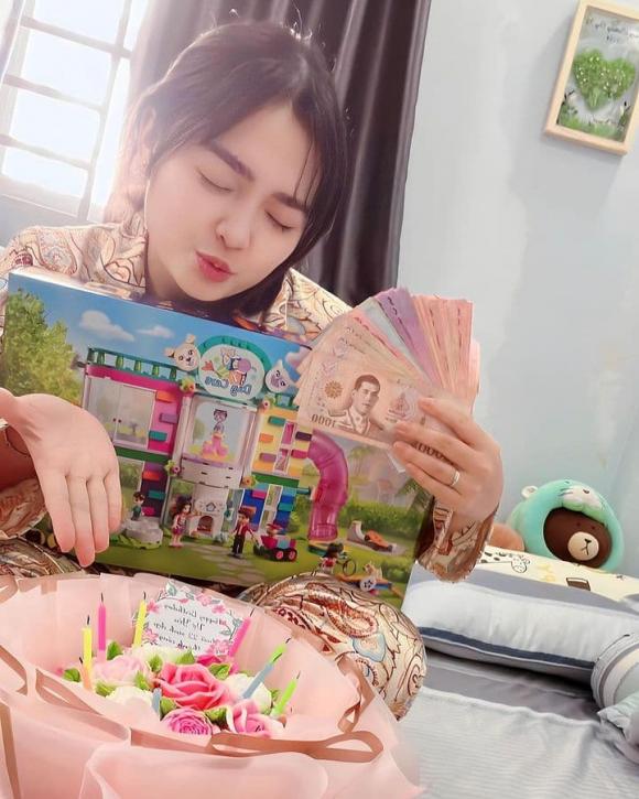 thiện nhân, sao việt 