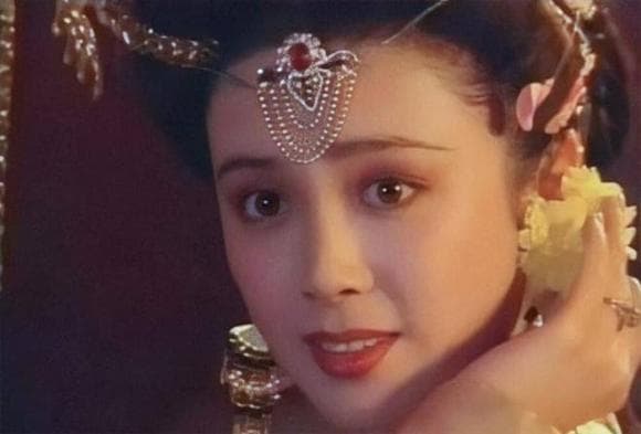 phó nghệ vỹ, đát kỷ đẹp nhất màn ảnh, cao lạc nam