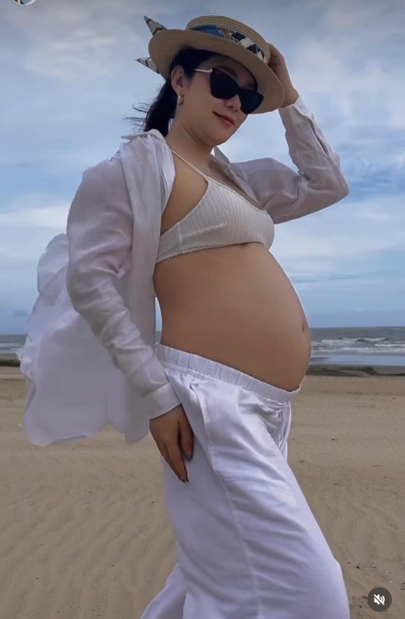 ca sĩ Minh Hằng, diễn viên Minh Hằng, sao Việt