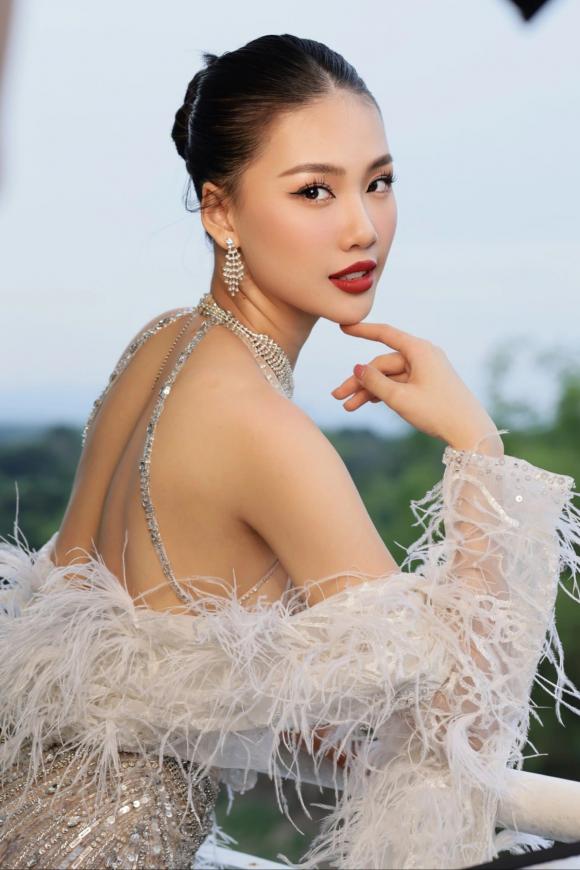 bùi quỳnh hoa, sao việt, hoa hậu bùi quỳnh hoa 