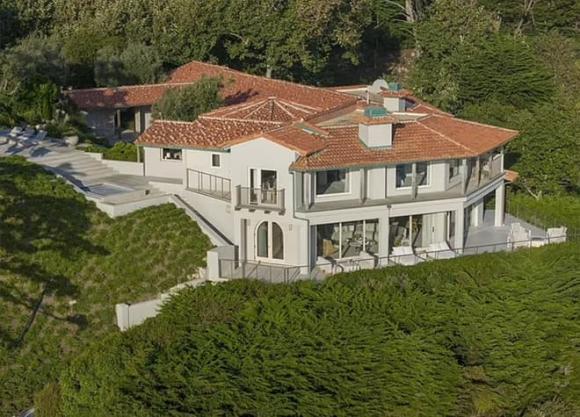 View - Toàn cảnh biệt thự xa hoa ở Malibu trị giá hơn 1,7 nghìn tỷ đồng của Kim Kardashian sau khi tu sửa