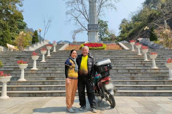 du lịch xuyên Việt, vợ chồng U70 du lịch, du lịch Việt 