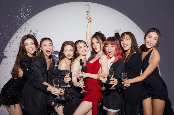ca sĩ Hòa Minzy, sao Việt