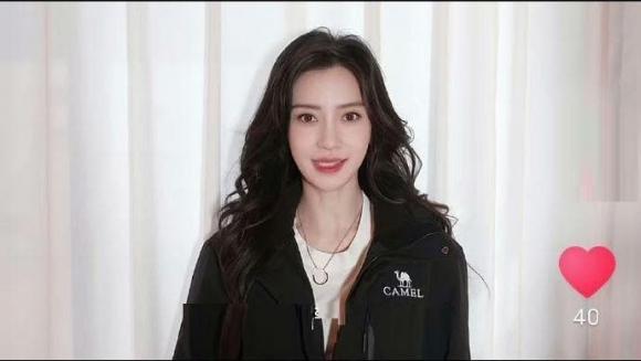  Angelababy,  Lisa nhóm Black Pink, hộp đêm Crazy Horse