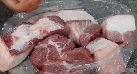 View - Tốt nhất không nên bảo quản thịt trực tiếp trong tủ lạnh, tôi học được mẹo này từ người bán thịt để giữ thịt tươi lâu