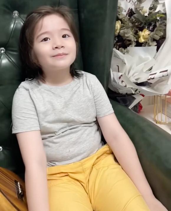 Diễn viên Elly Trần, sao Việt