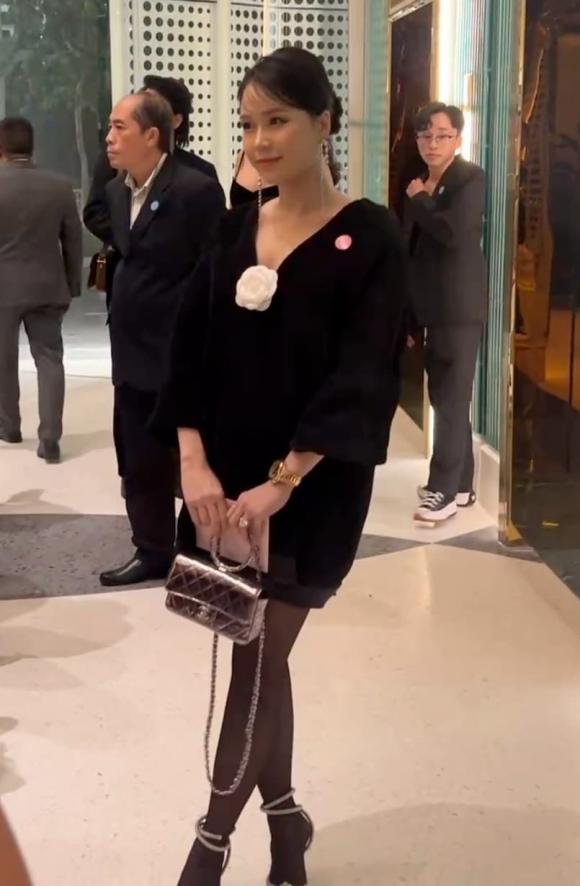 diễn viên Sam, hotgirl Sam, sao VIệt