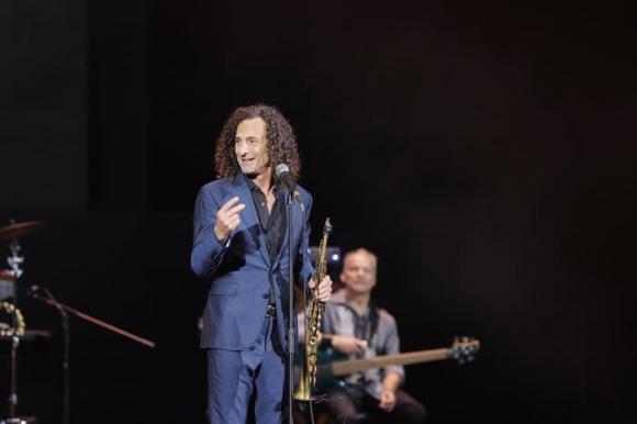 Huyền thoại âm nhạc thế giới Kenny G,Huyền thoại Kenny G,Kenny G sang việt nam