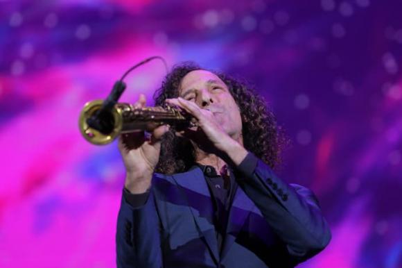 Huyền thoại âm nhạc thế giới Kenny G,Huyền thoại Kenny G,Kenny G sang việt nam