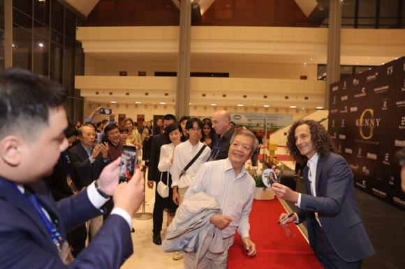 Huyền thoại âm nhạc thế giới Kenny G,Huyền thoại Kenny G,Kenny G sang việt nam