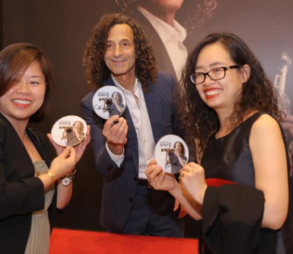 Huyền thoại âm nhạc thế giới Kenny G,Huyền thoại Kenny G,Kenny G sang việt nam