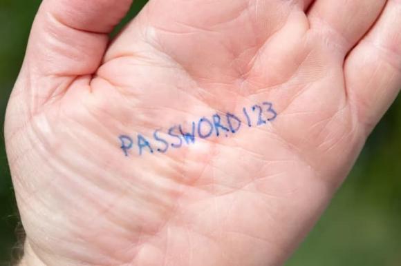 mật khẩu, mật khẩu dễ hack, công nghệ  